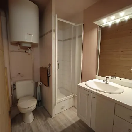 Beau Studio Renove Avec Balcon, Tout Confort, Animaux Acceptes, Parking Privatif - Fr-1-445-41 Montgenevre Exterior photo